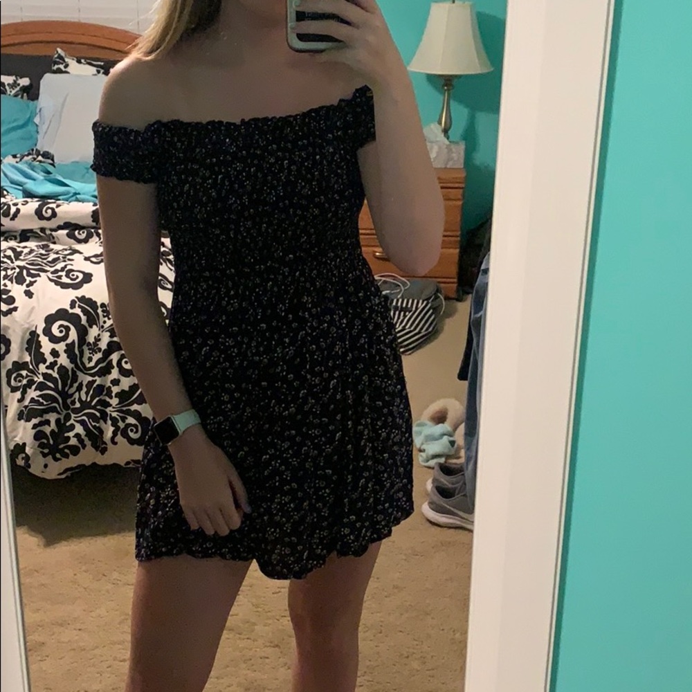 Brandy Melville Off the Shoulder Ruched Dress
